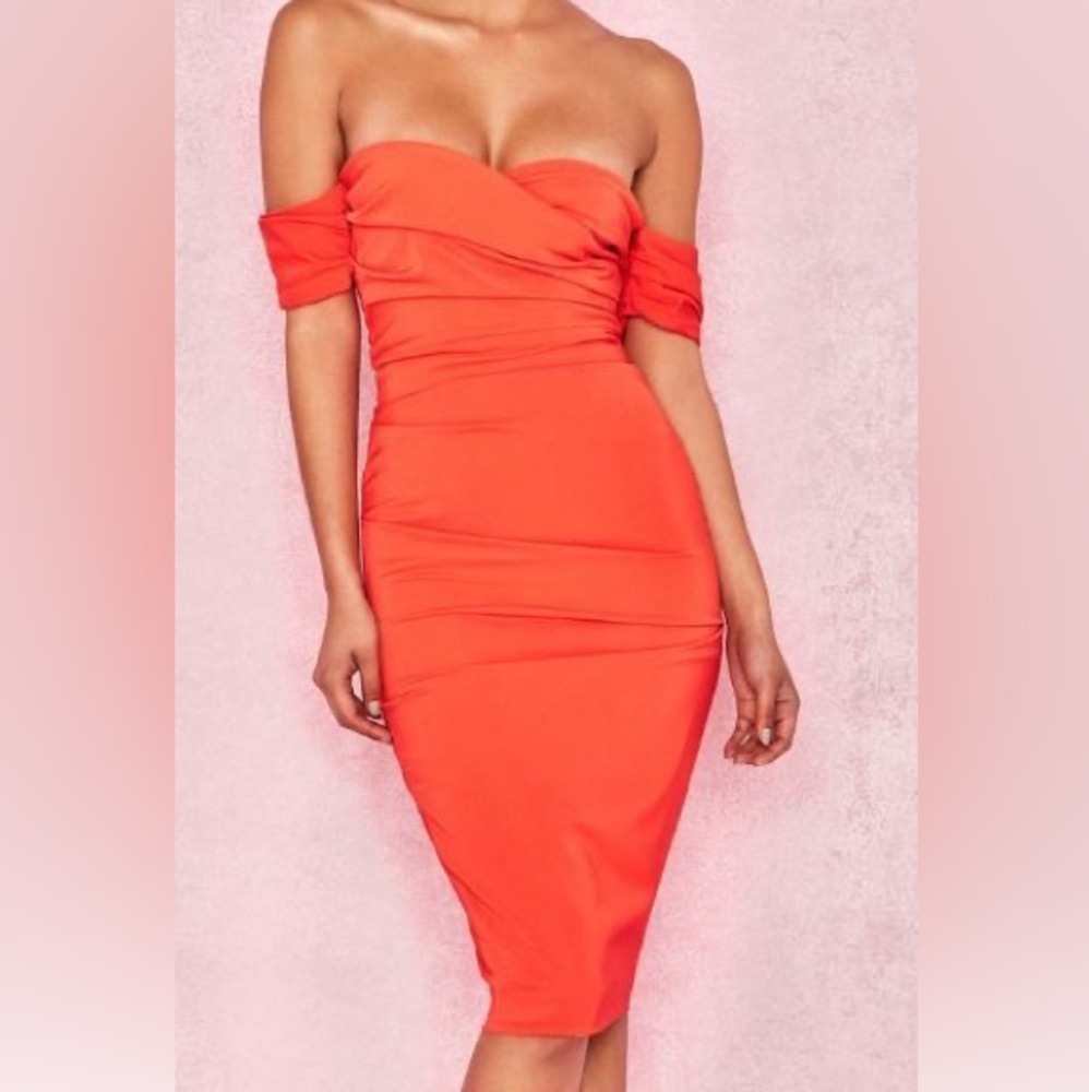 House of CB London Anaelle Orange off shoulder cocktail Dress Size Medium Vday
